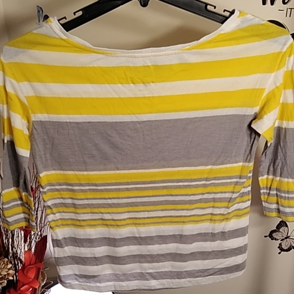 Women's American Eagle Outfitters Shirt - Picture 4 of 4
